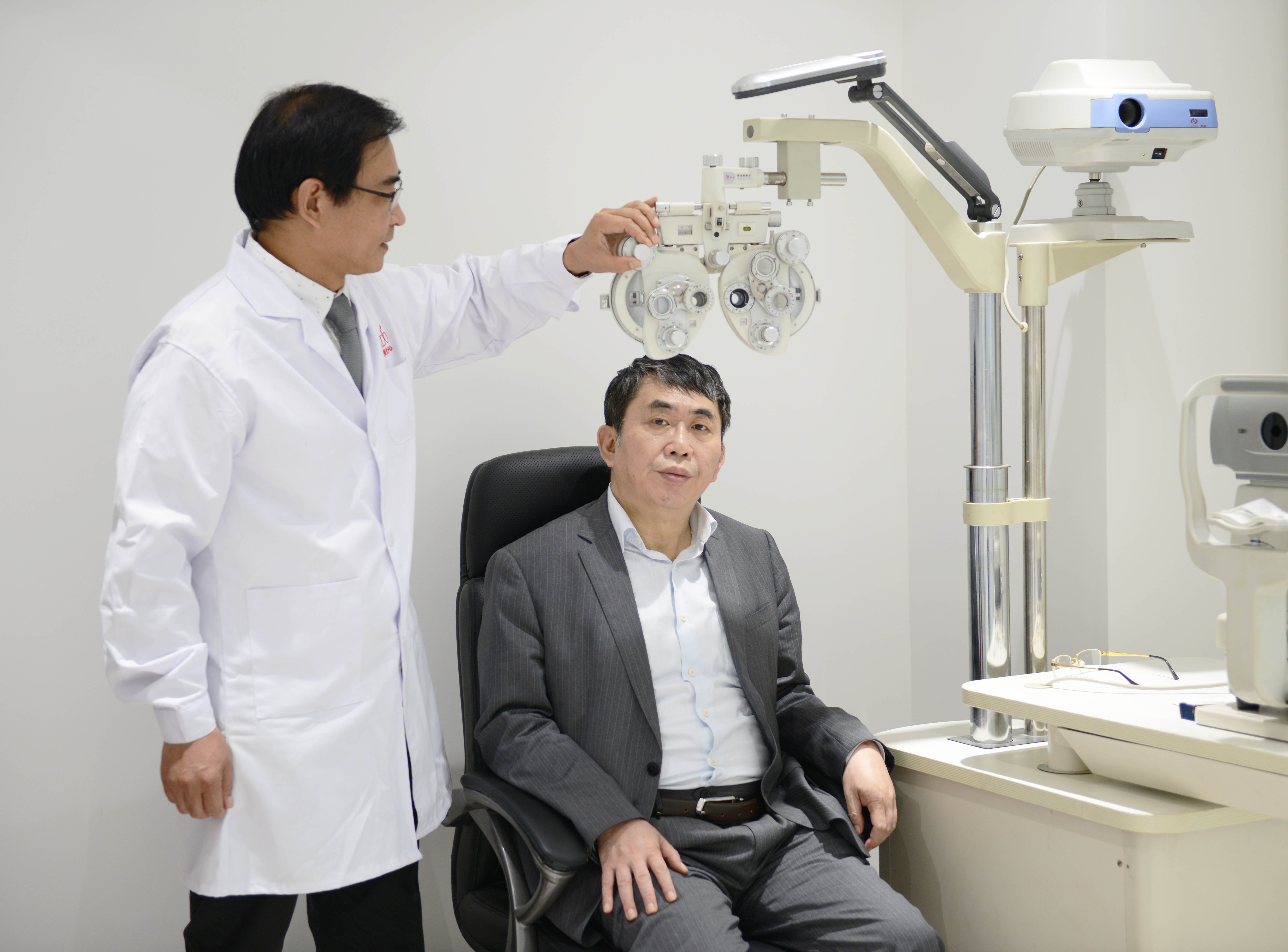 真實案例！多焦鏡為什么要定期到店復檢、調(diào)校？