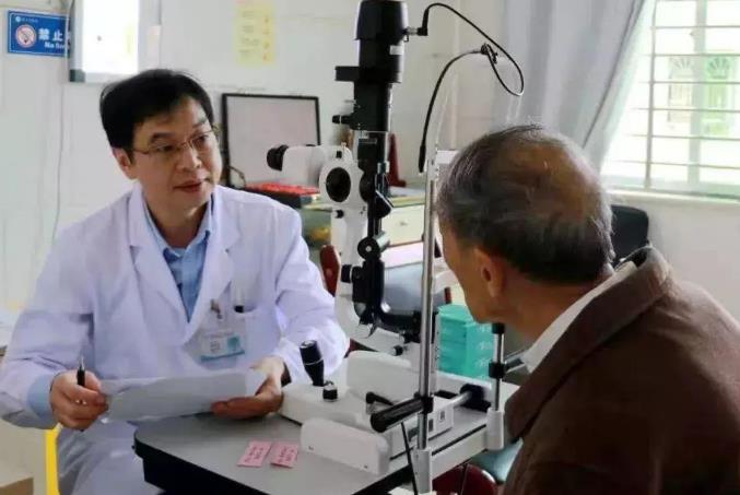 老花眼鏡怎么配更好？